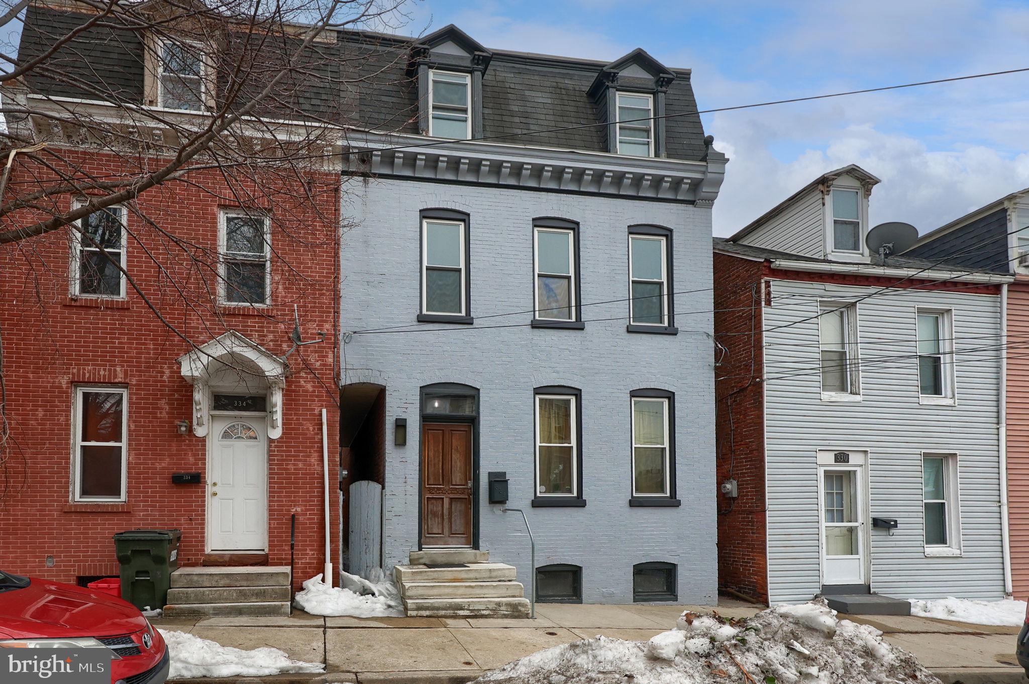 332 Perry Street
