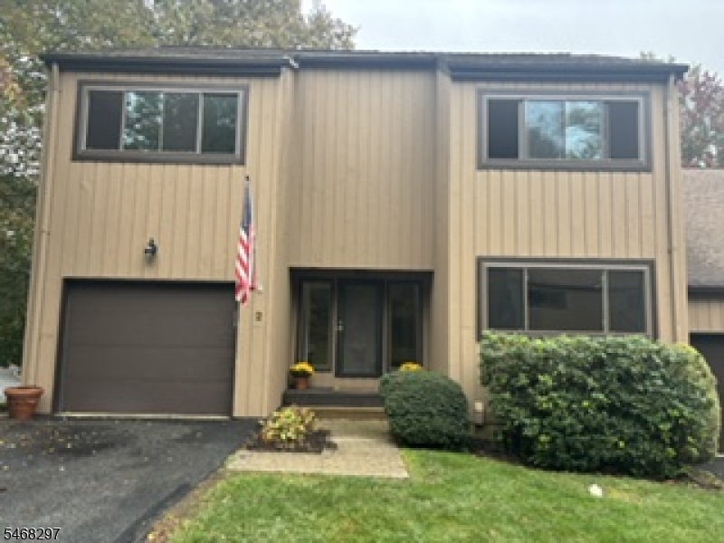 2 Sycamore Ln