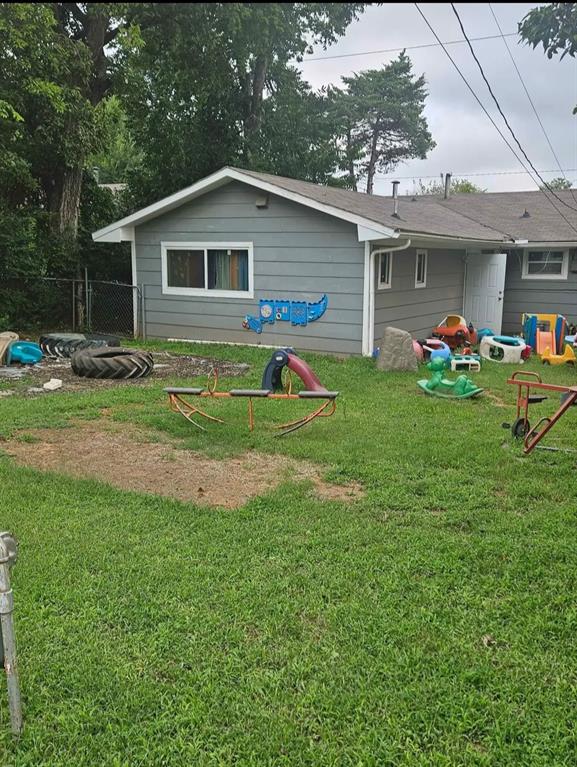 Excellent opportunity to lease an approximately 1800 square feet former daycare/ childcare facility in OKC near the State Capitol. This facility previously operated with up to 30 children and is already configured with 3-4 classroom areas, a fenced outdoor playground, full kitchen with pantry and a washer/dryer. $1,500/month with a $3,000 deposit.