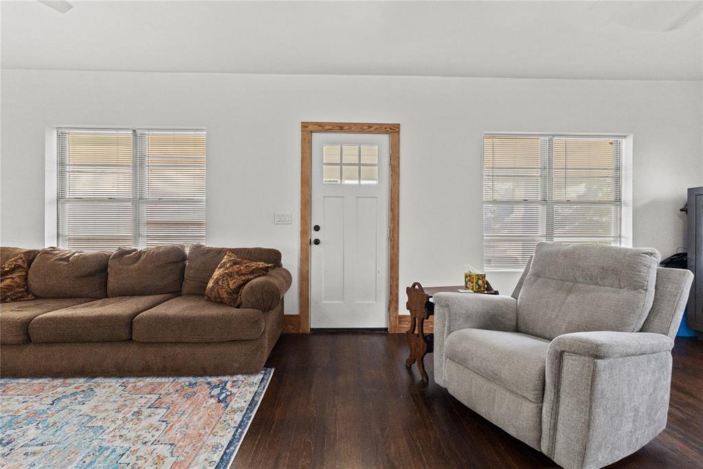 588 N Arapaho Avenue