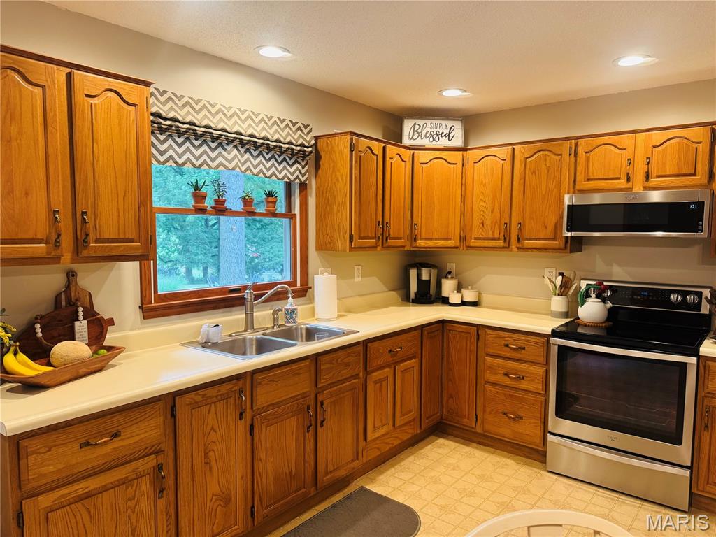4141 Windmere Drive