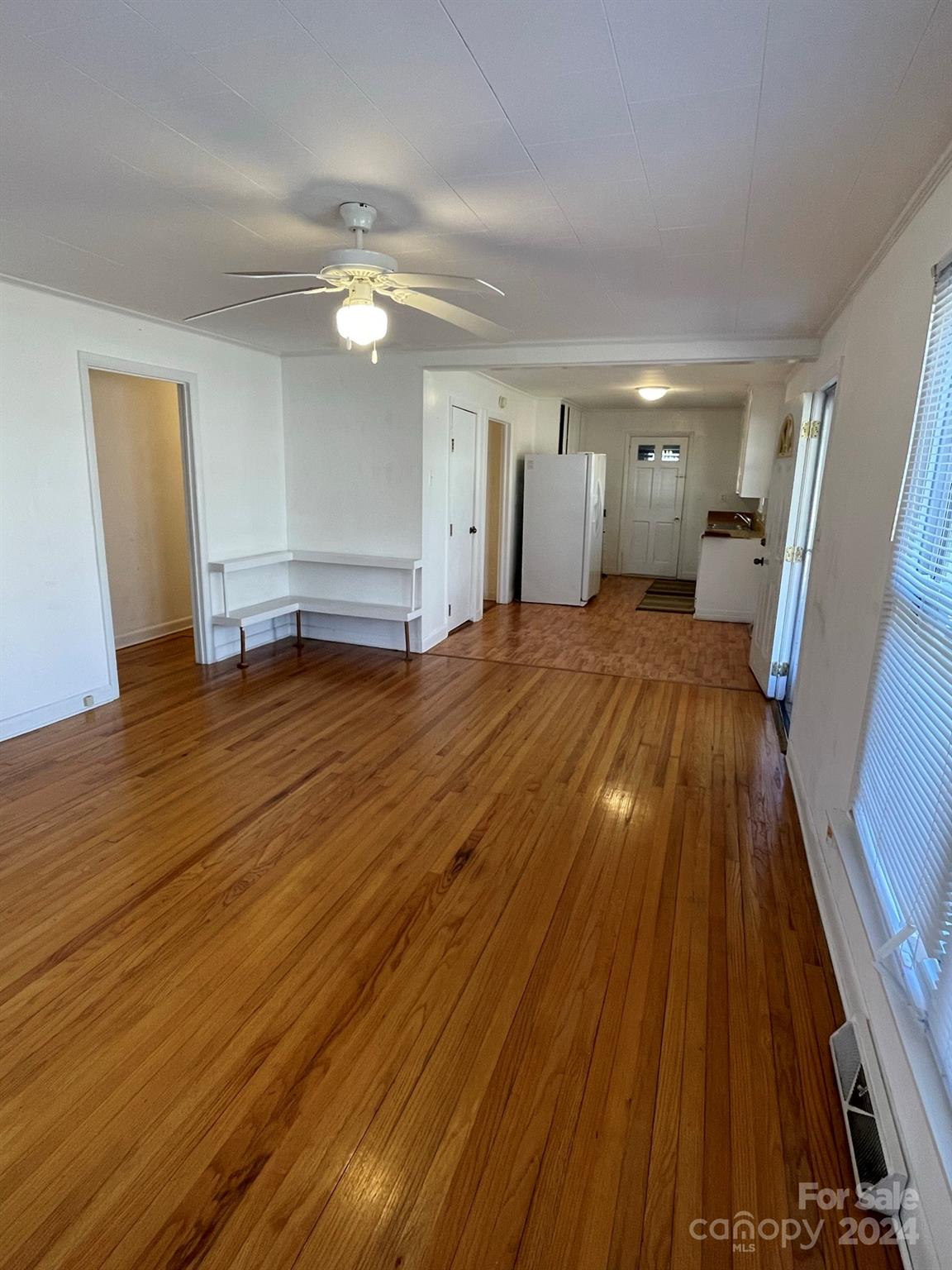 501 Perry Street