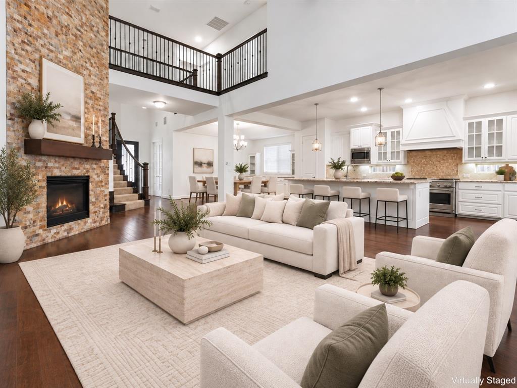 1009 Peacock, Boulevard Carrollton, TX