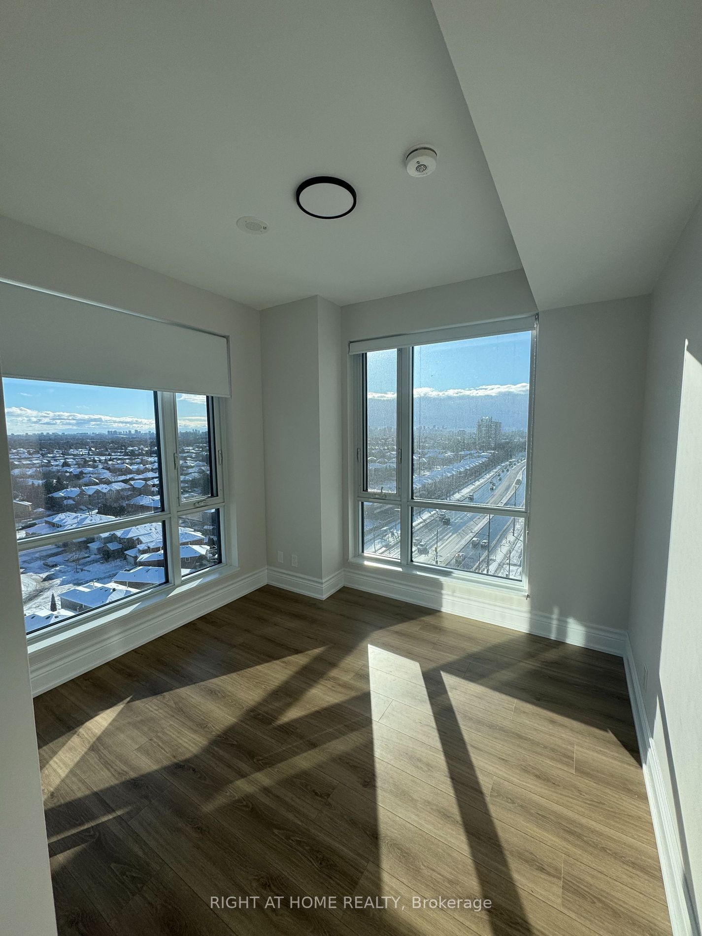 7950 Bathurst St