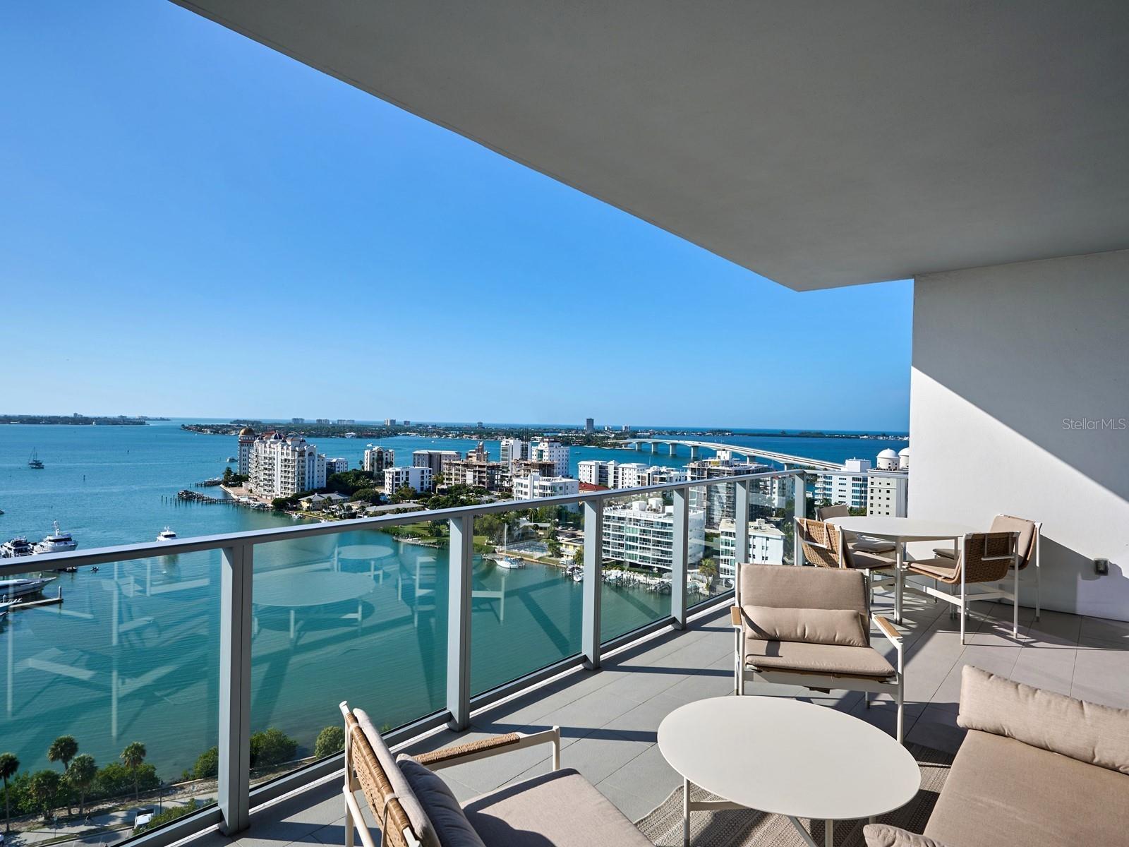 1155 N Gulfstream Avenue 1607