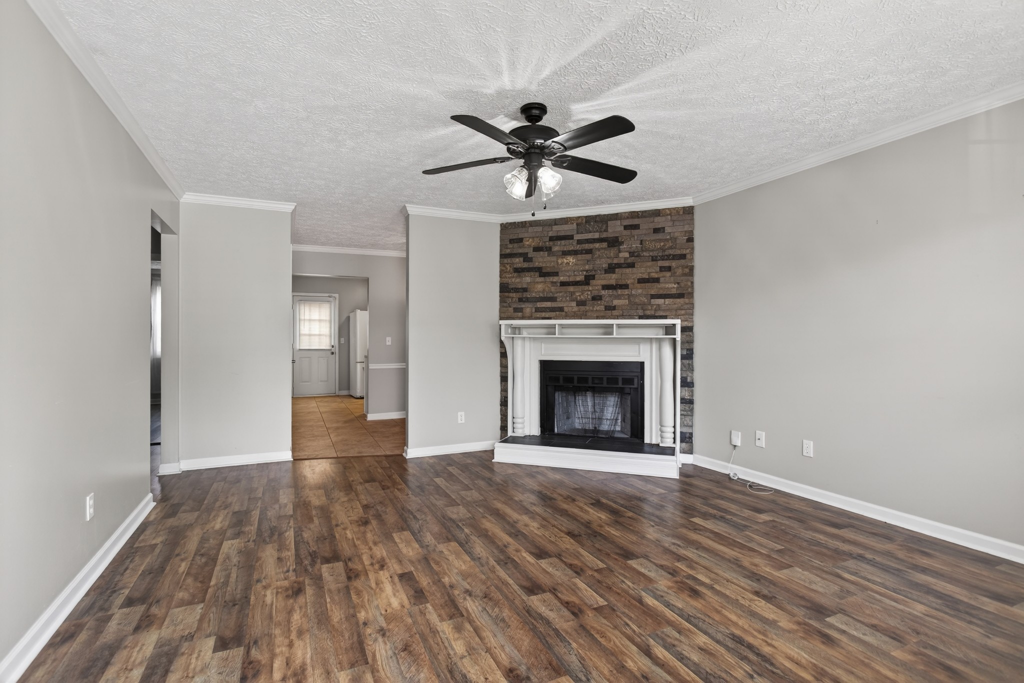 430 Walton Ferry Rd 200