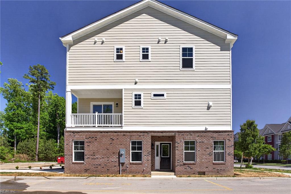 615 Commonwealth Drive