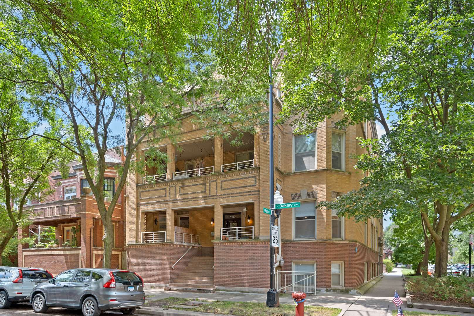 IDX - Ressie Sells Chicago