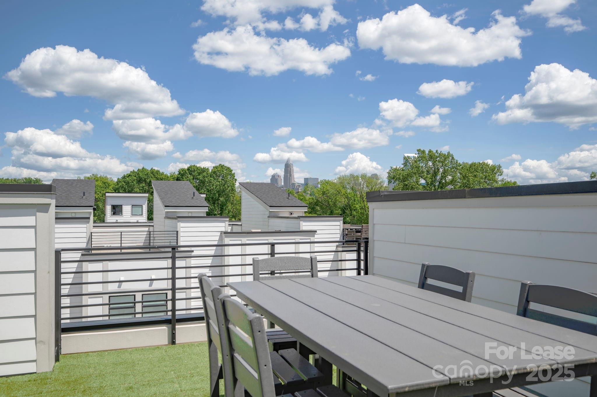 1033 Wesley Terrace Avenue