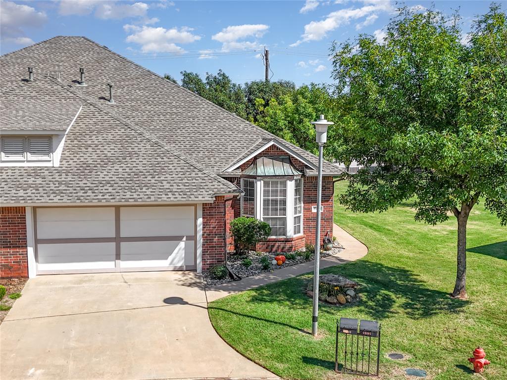 Gated!  Edmond Schools, Butterfly Creek!  Gorgeous, spacious home with 3 beds.  Front bed has lovely bay window and generous size.   Could be a study or flex space. Light and airy large living with builtins, gas log fireplace w floor-to-ceiling stone surround.  Rich wood LVP flooring and crown molding.  Newer updates include LVP flooring, ceiling fans, designer paint colors, granite, backsplash.  Kitchen has great space, lighted pantry, lots of cabinet food prep space.  Breakfast bar, eat-in kitchen.  Kitchen has an area for coffee bar with glass cabinet door.  Newer SS appliances.  Utility has extra large SS sink, cabinets and shelves.  Primary bedroom has gas log fireplace with newer floor-to-ceiling stone surround. Primary bath has shower, jetted tub, walk-in closet, dbl sinks, extra storage.  Primary has access to landscaped back yard.  Hall bath has designer paint color, dbl sinks, shampoo shelf in combo tub/shower.  
All front and side mowing done for you. Community offers gated entrance, sparkling pool, storm shelter, walking trails, maintenance on common areas.  A quiet, pleasant location to call HOME!
