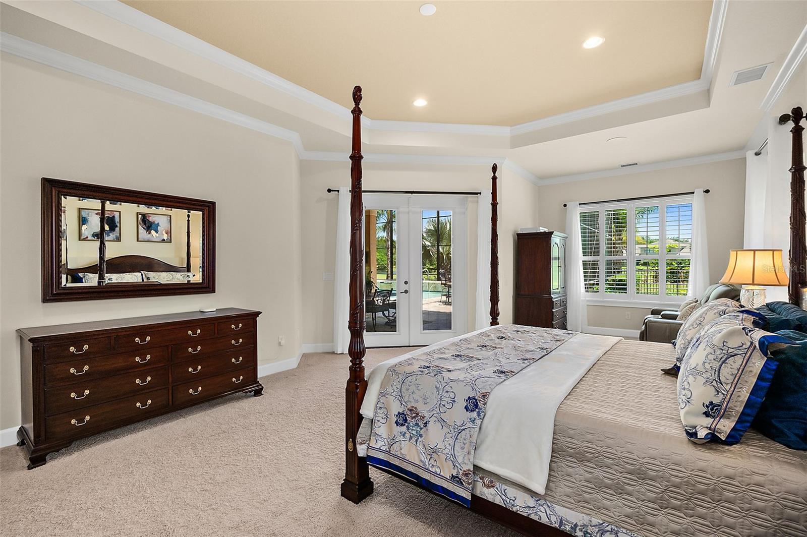 1319 Redbourne Lane