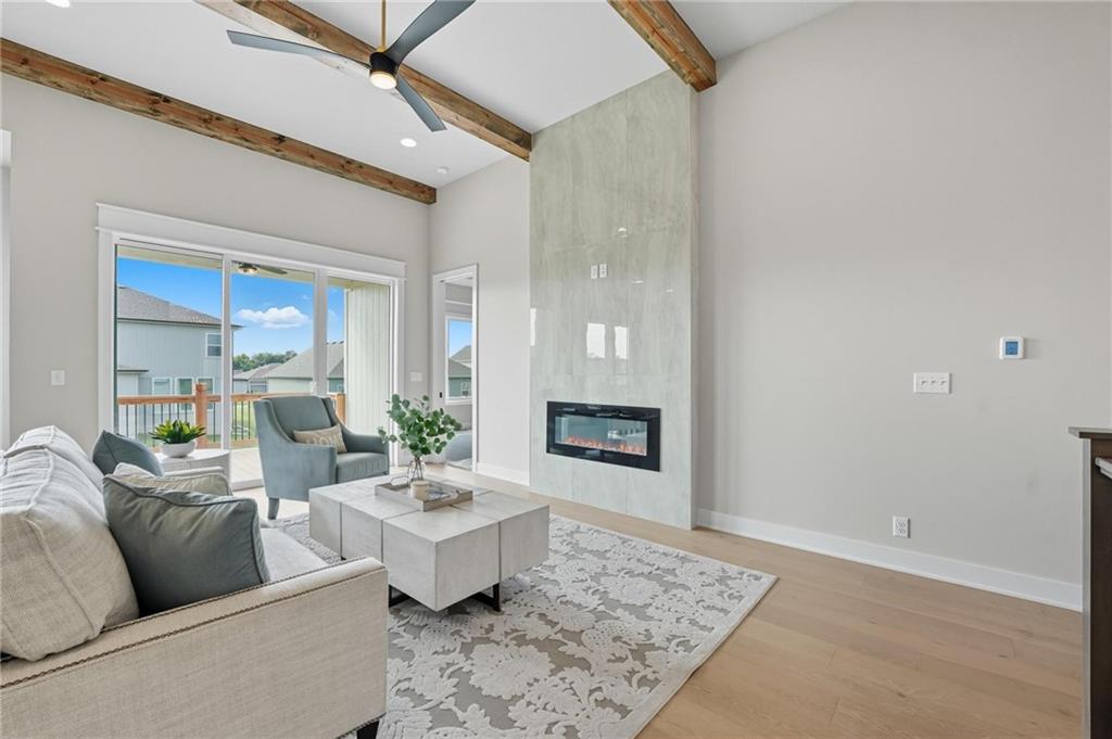 2127 NW Killarney Lane