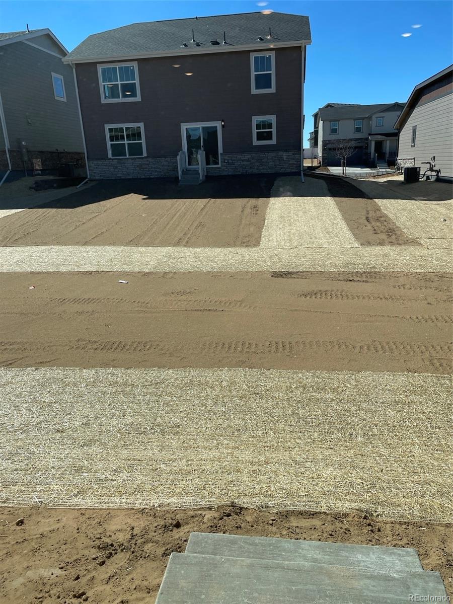 21966 E 39th Place
