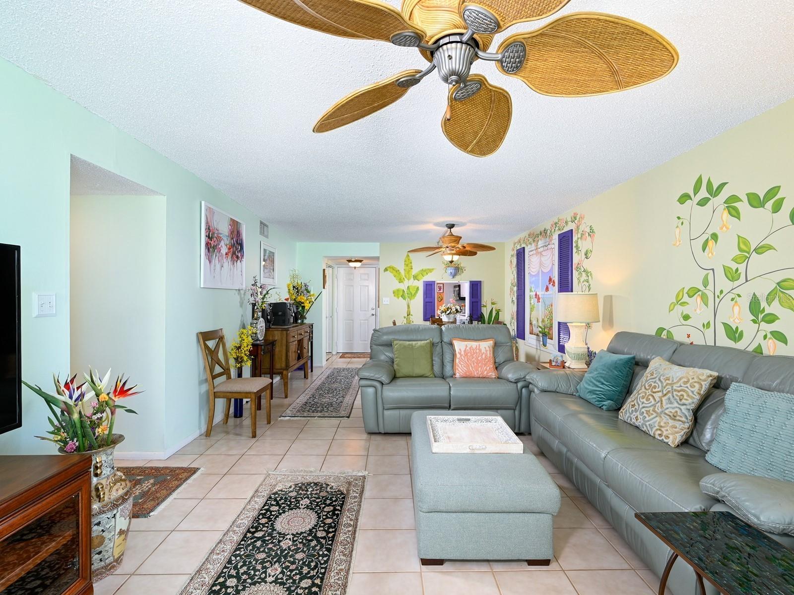 1770 Benjamin Franklin Drive 206
