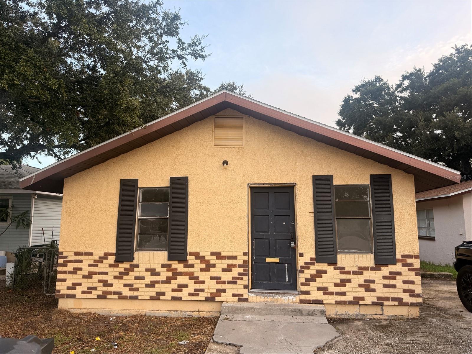 INVESTMENT OPPORTUNITY IN CLEARWATER! Cash or hard money only. This 2-bedroom, 1-bath home offers an excellent opportunity for investors, renovators, or buyers looking to build equity in a desirable Clearwater location. A brand-new AC system is already in place, providing a valuable recent update for the next owner. Whether your strategy is to renovate and resell, hold as a rental, or create a charming primary residence, this property offers plenty of potential. Bring your vision and unlock the possibilities! Conveniently located near Clearwater’s beaches, downtown, shopping, dining, parks, and major roadways, this property is ideally positioned to take advantage of all that the area has to offer. An excellent opportunity to add value in a sought-after area and make this property your own!