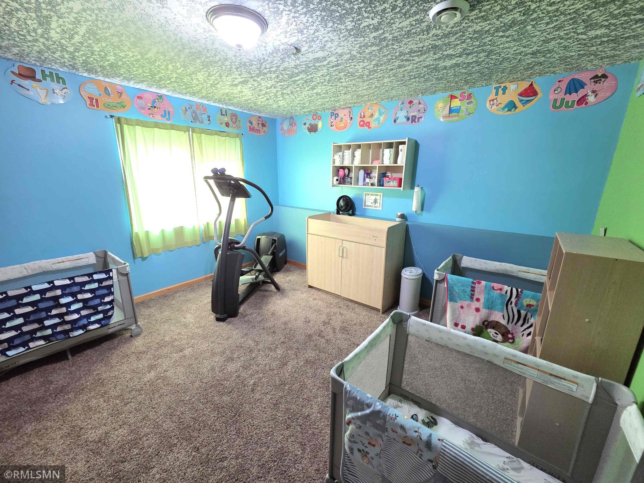 707 4th Avenue SW