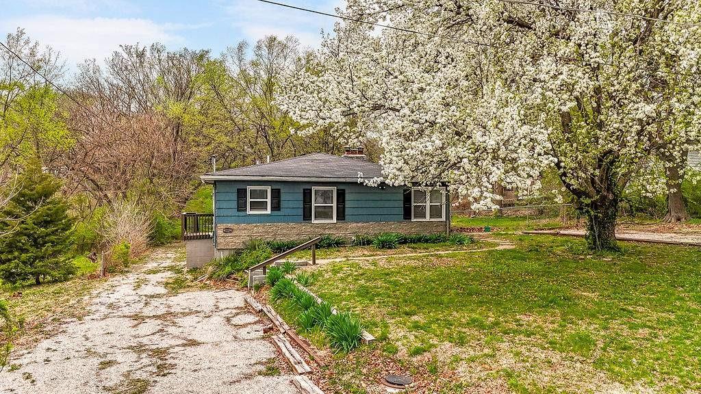 4224 Hawthorne Avenue