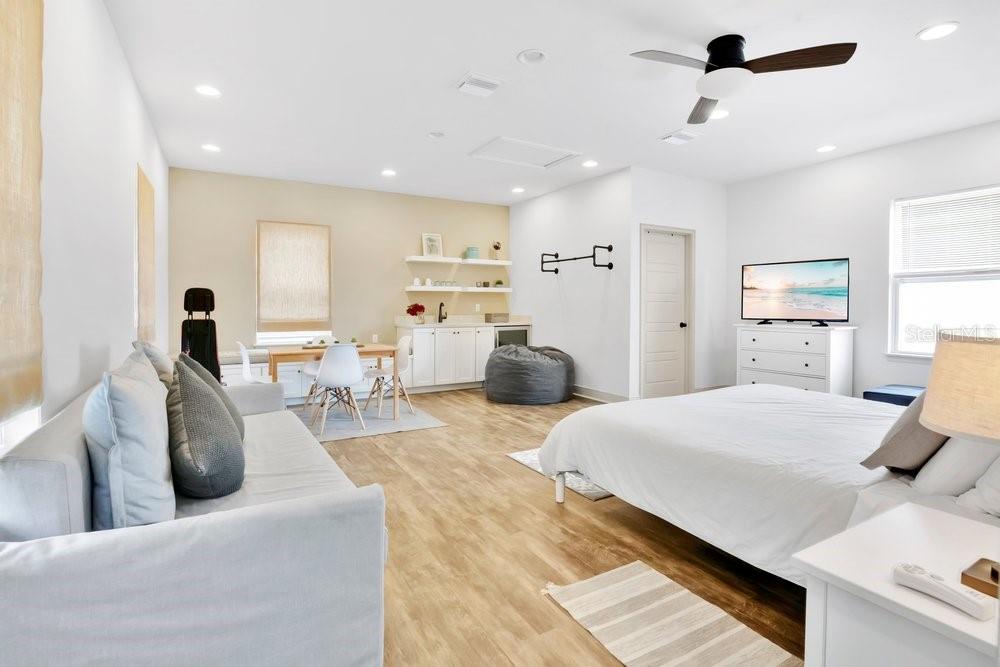 15367 Shonan Gold Drive
