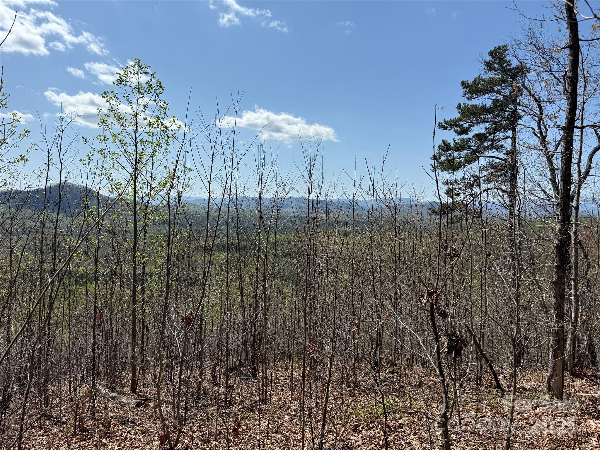 183 Woodgate Trail 103