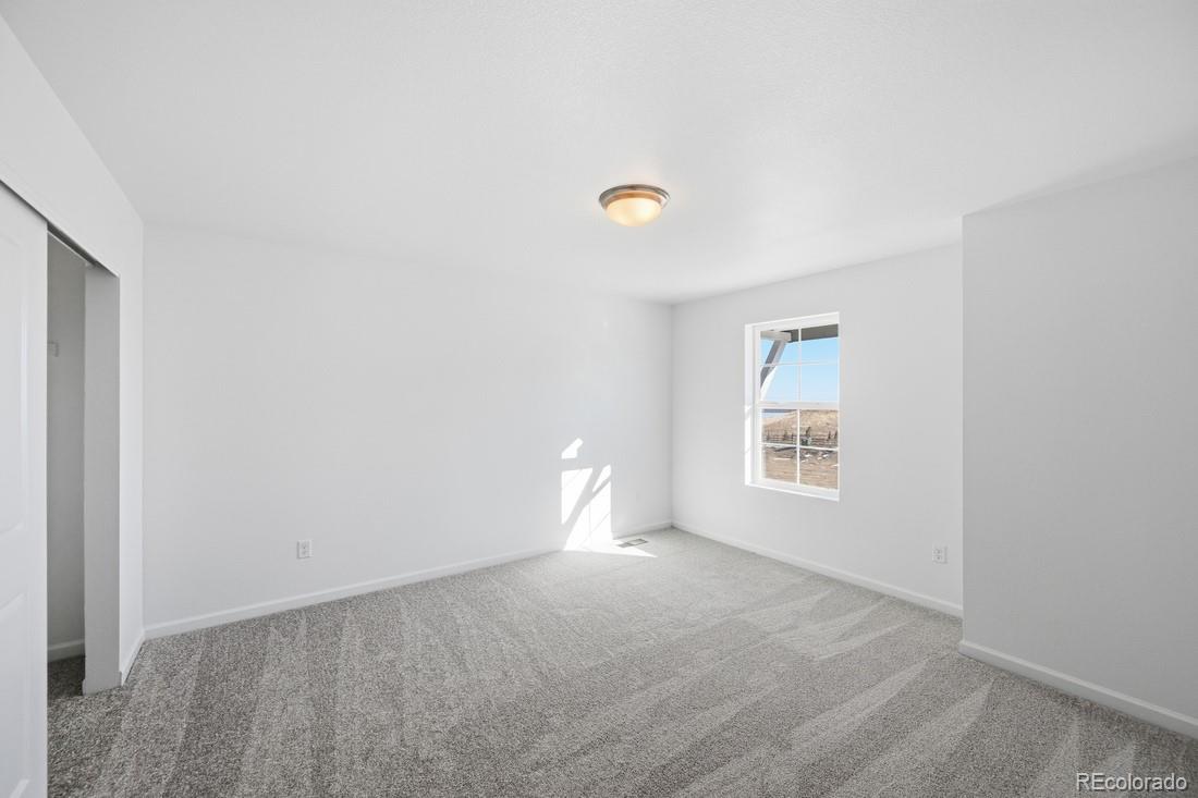 16955 W 92nd Loop