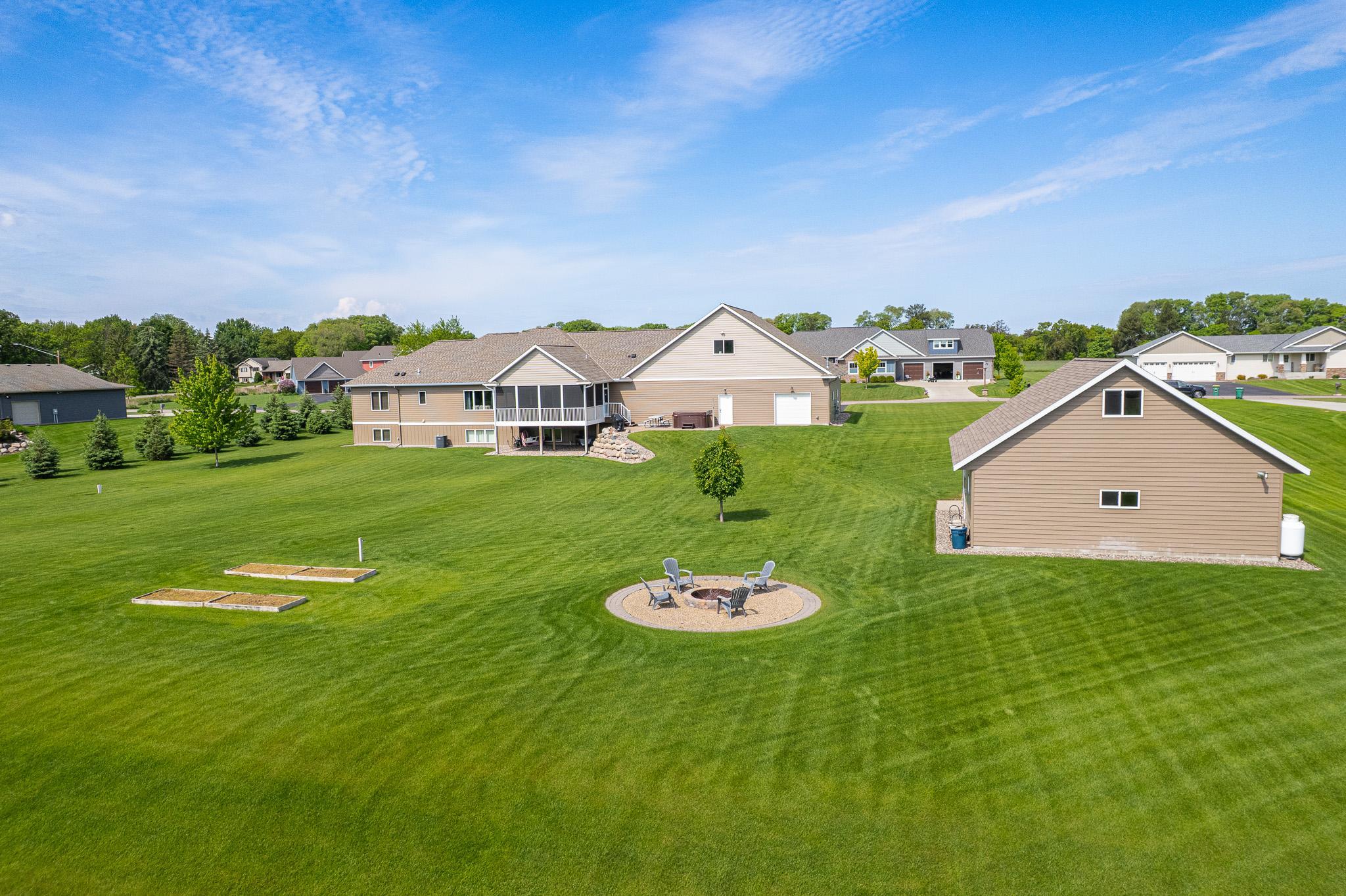 2142 Monarch Court