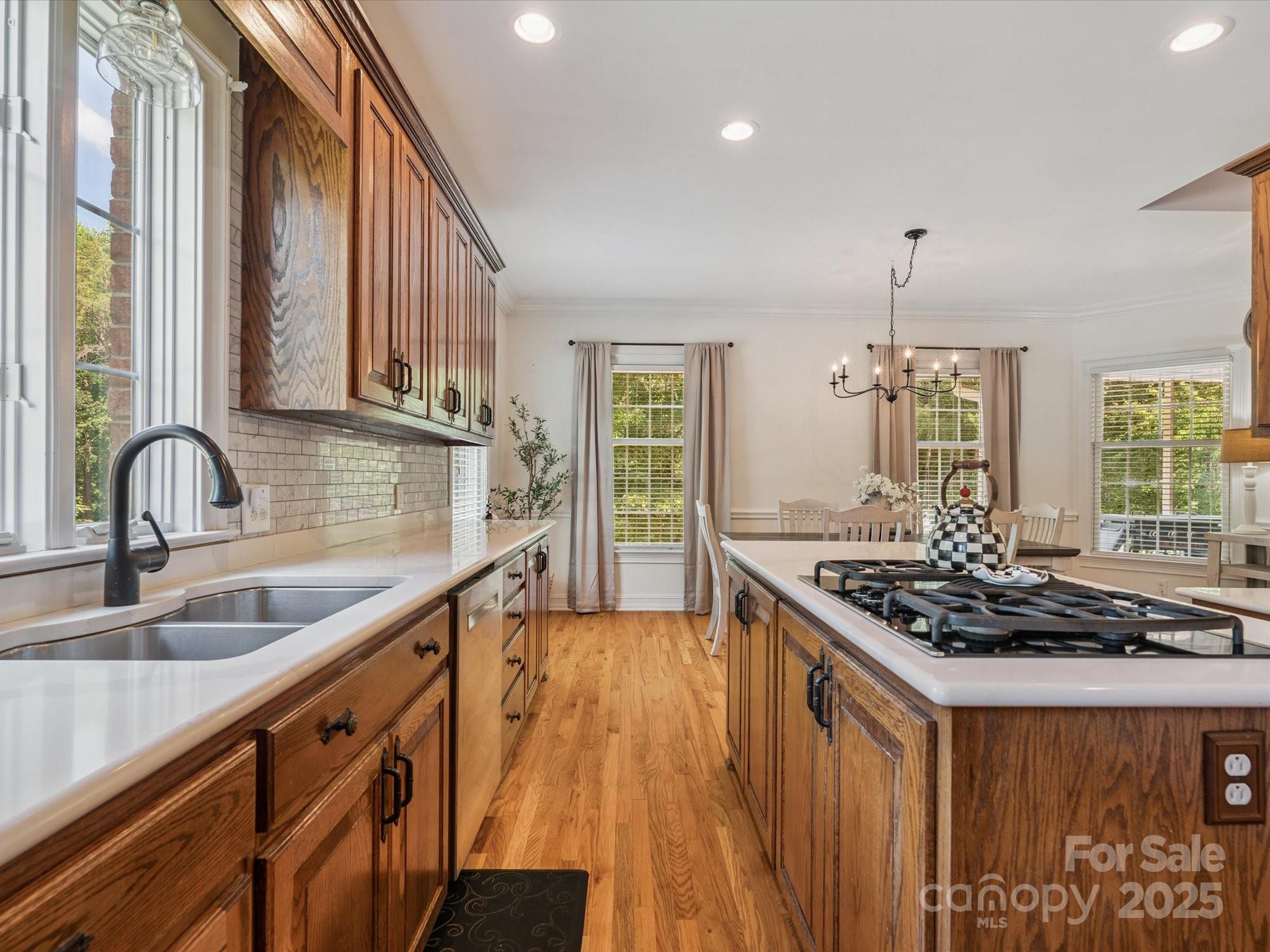 4050 Muirfield Drive