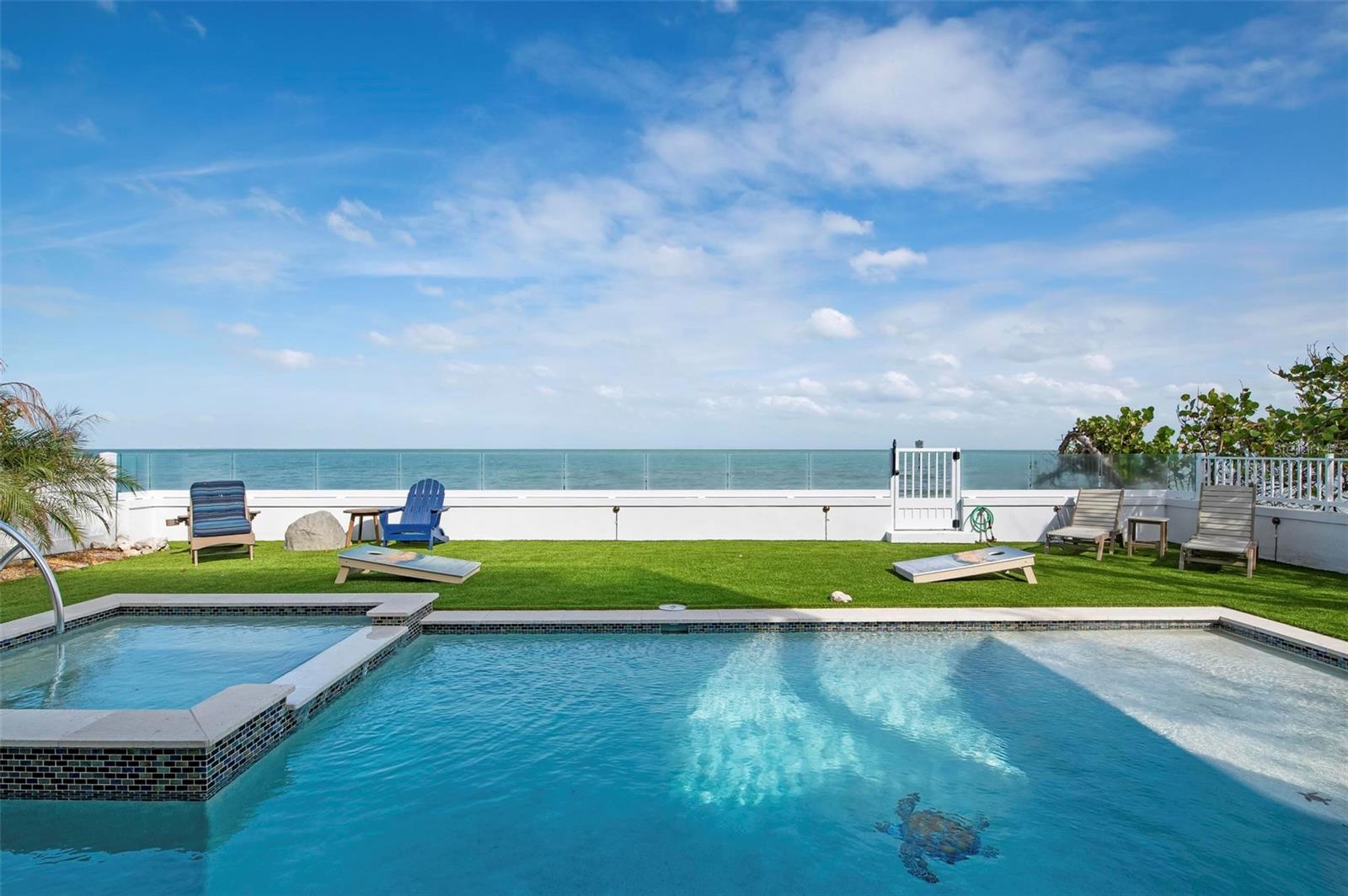 915 N Shore Drive