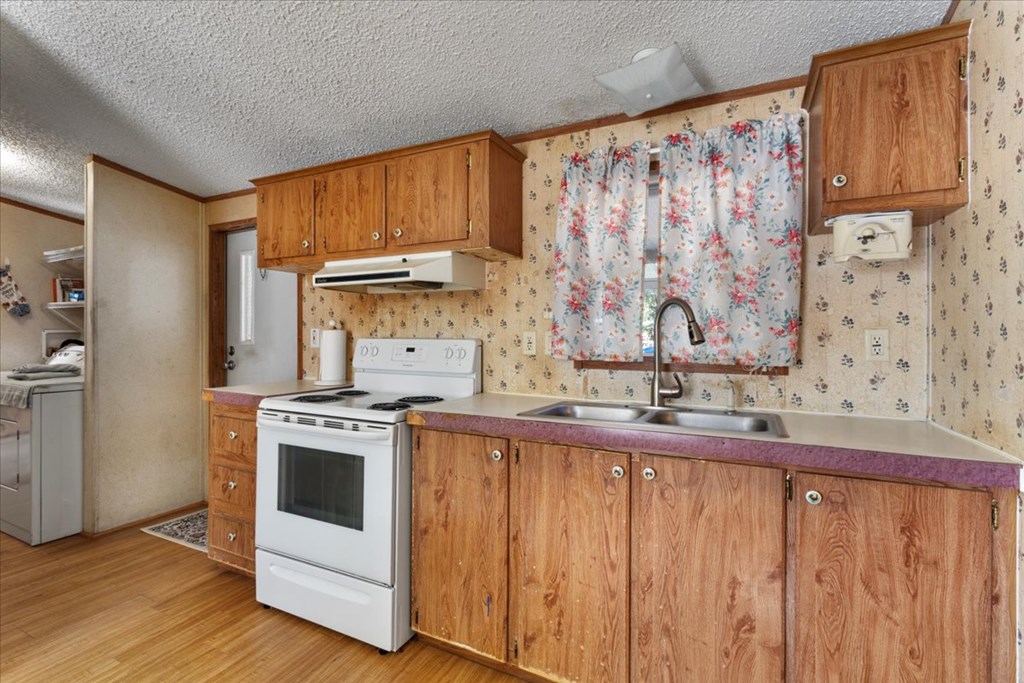 148 SE 911th St