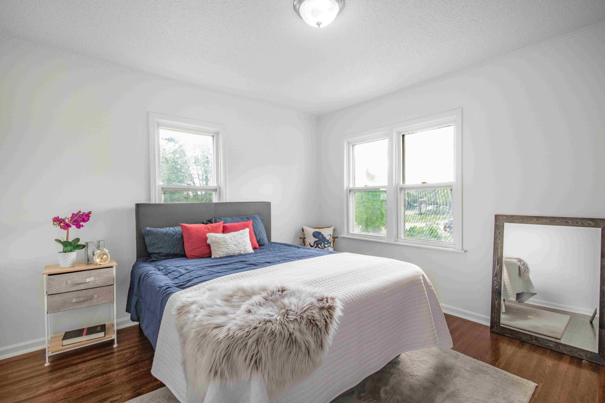 3080 Cleveland Avenue N