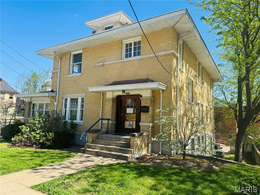 1001 Center Street