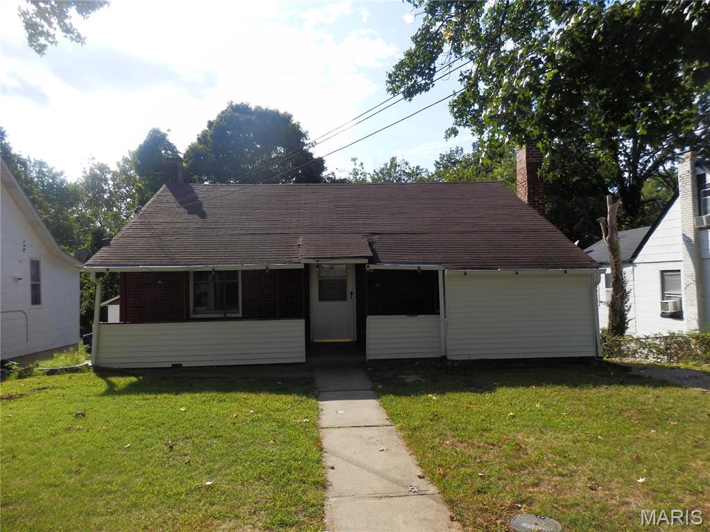 2149 Penfield Avenue