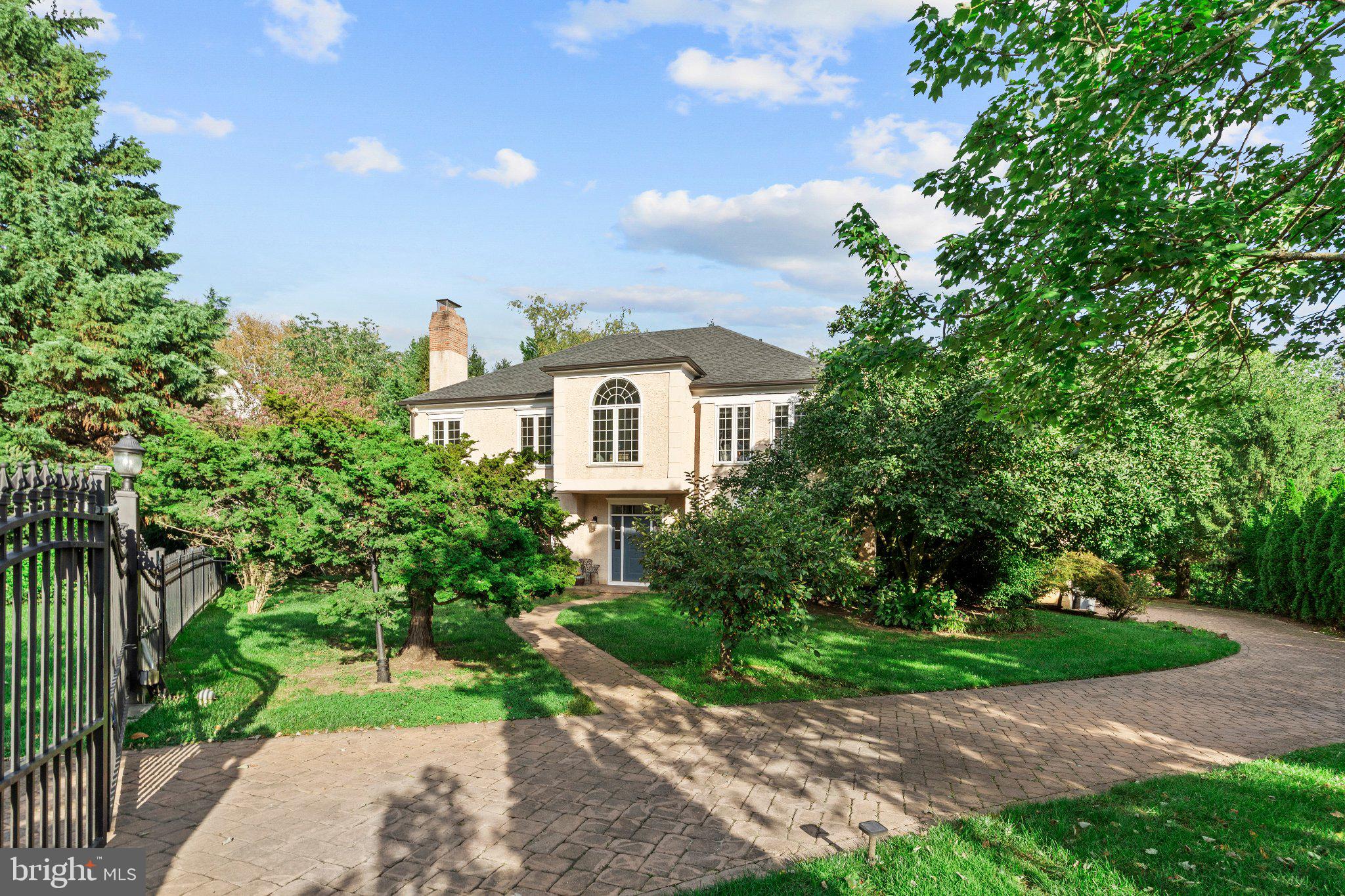 759 Applegate Lane