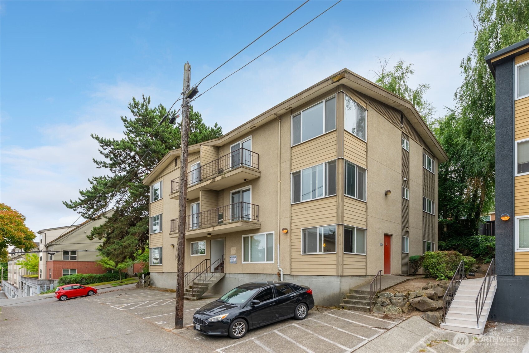 600 W Emerson Street