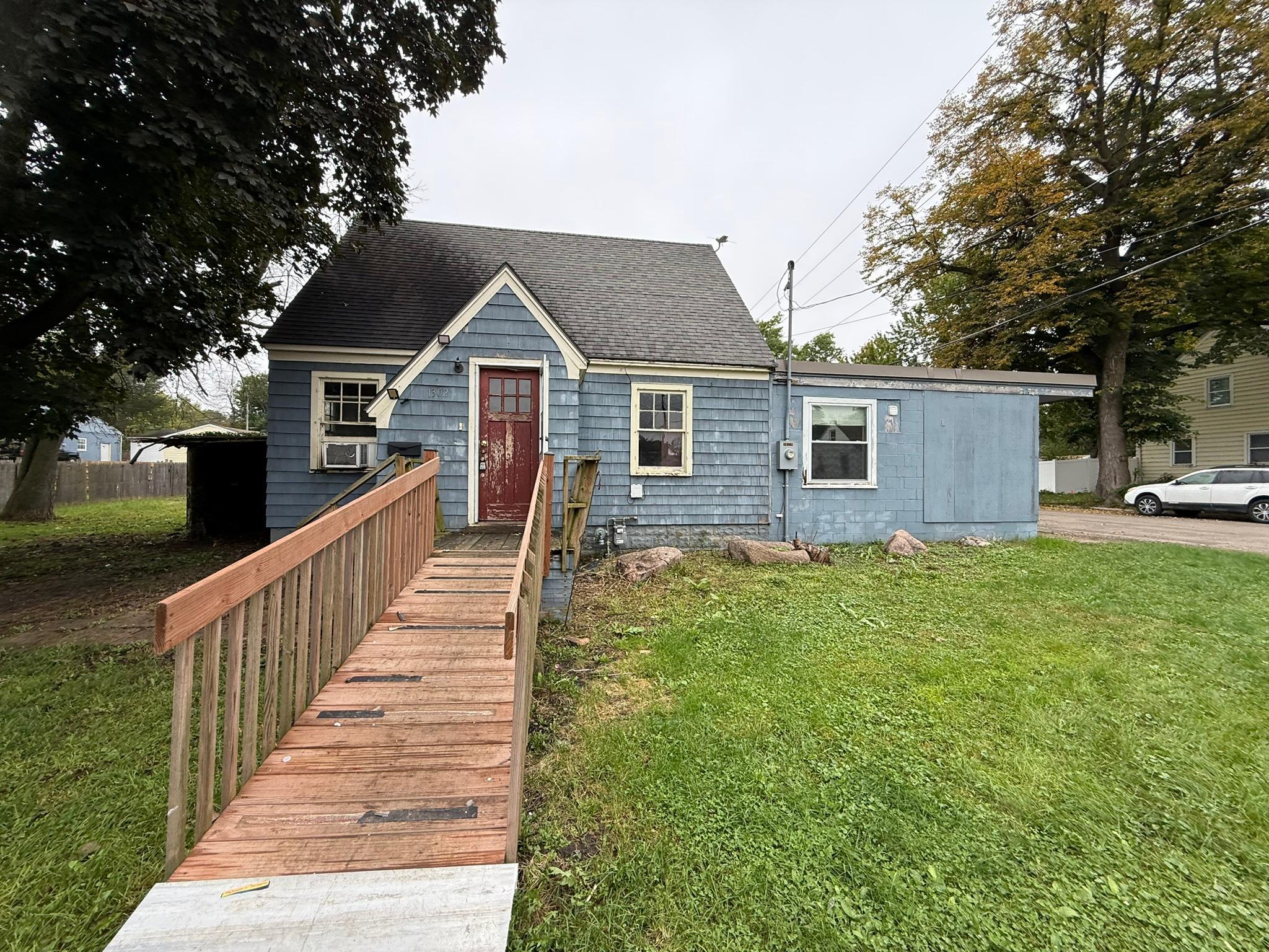 Just Listed! 1302 Saint Joseph Avenue, Albert Lea, MN
