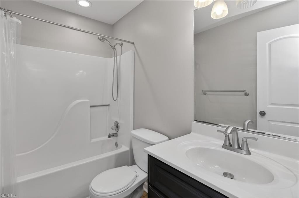 1512 Colonnade Drive