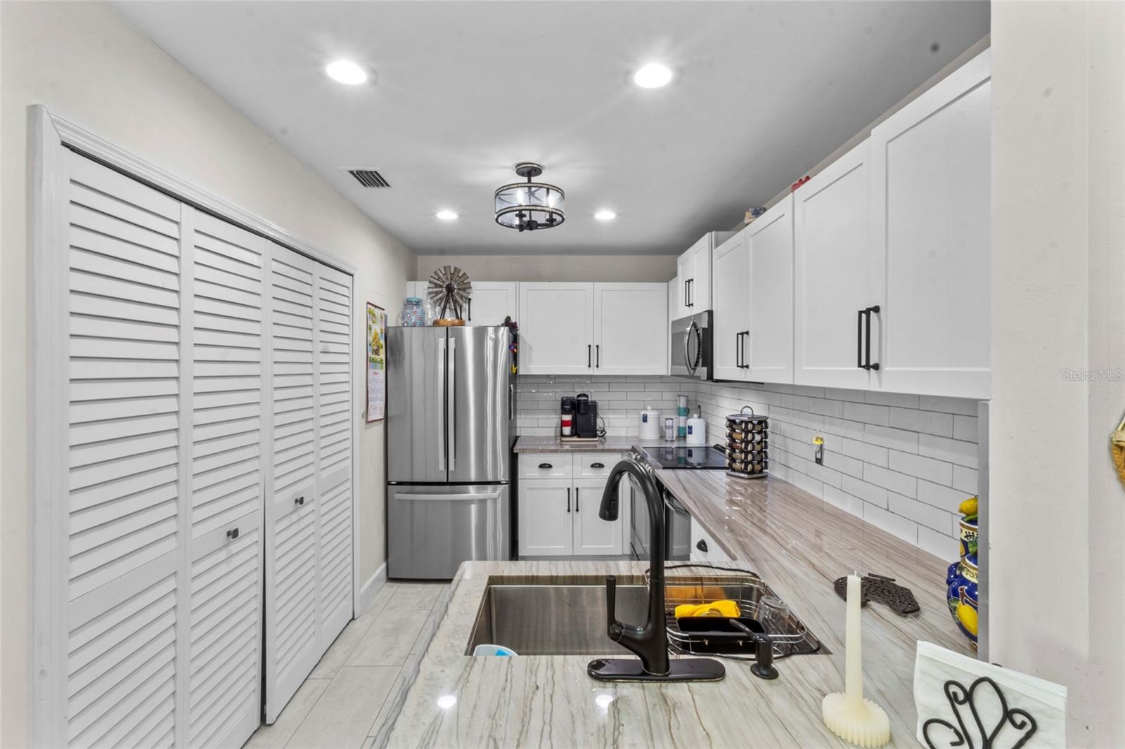 3300 Loveland Boulevard 1001