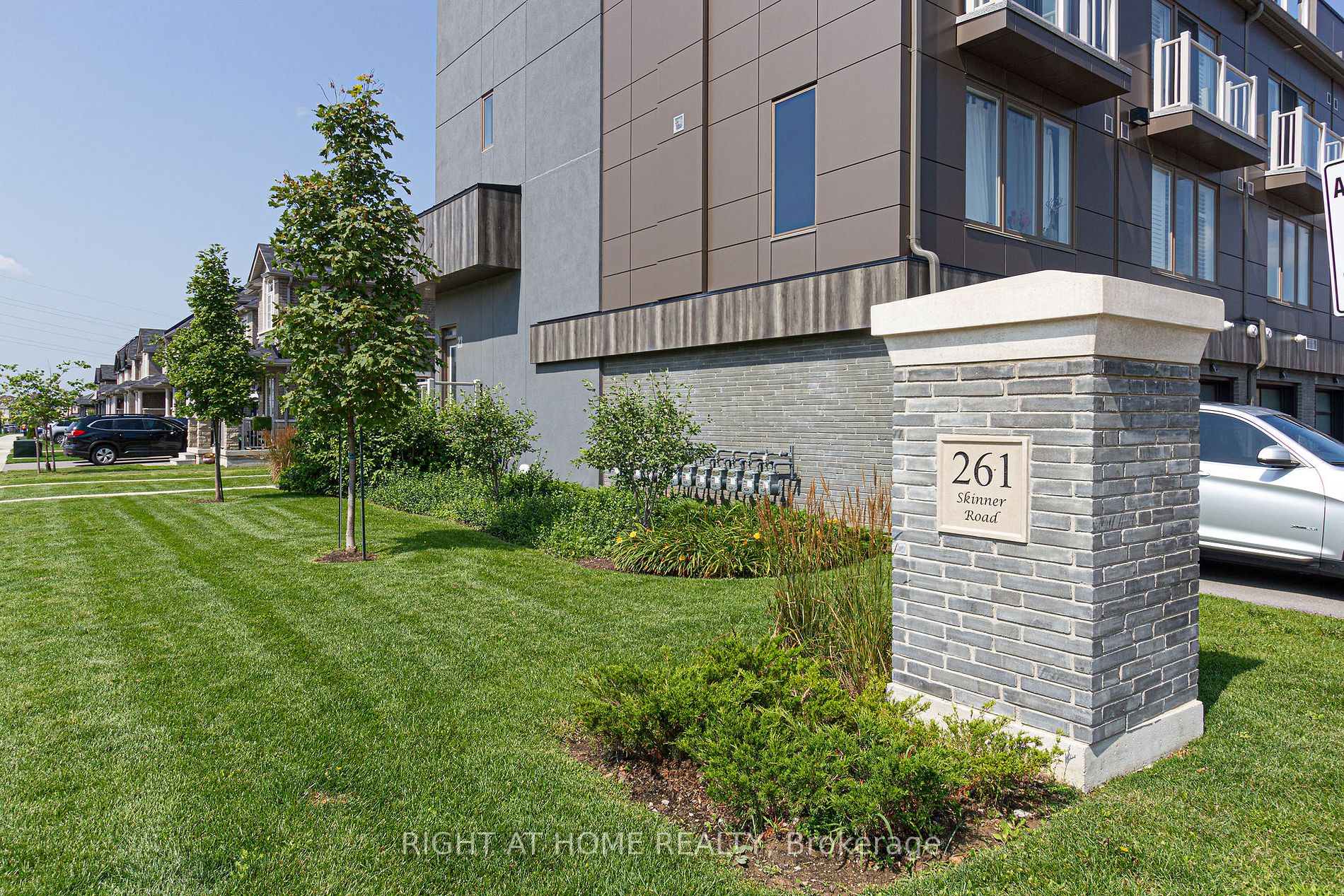 261 Skinner Rd 22