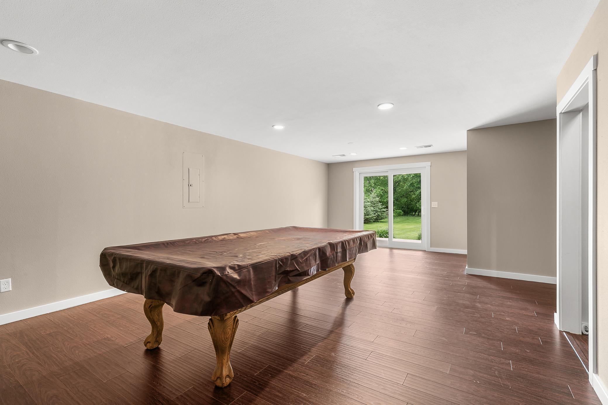 220 Sierra Loop