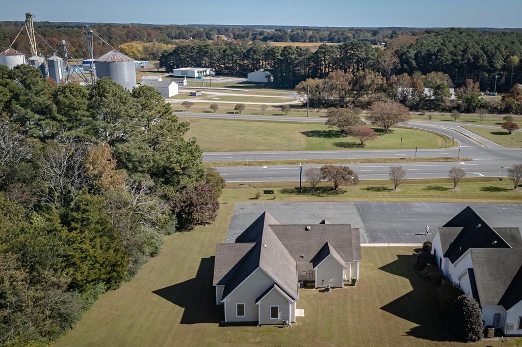 Great Investment Opportunity! Office building with current lease. This one (1) acre site on Lankford Hwy this bldg provides high visibilty w/ easy ingress/egress, and includes at least 11 paved parking spaces. The building is in very good condition with low maintaince. Town sewer.