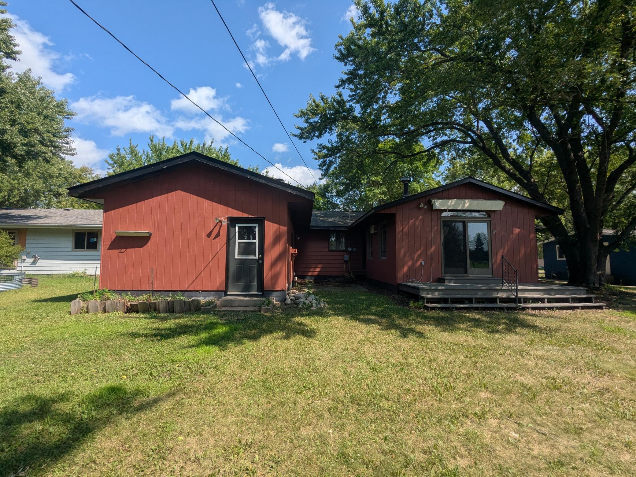 518 Sunrise Avenue