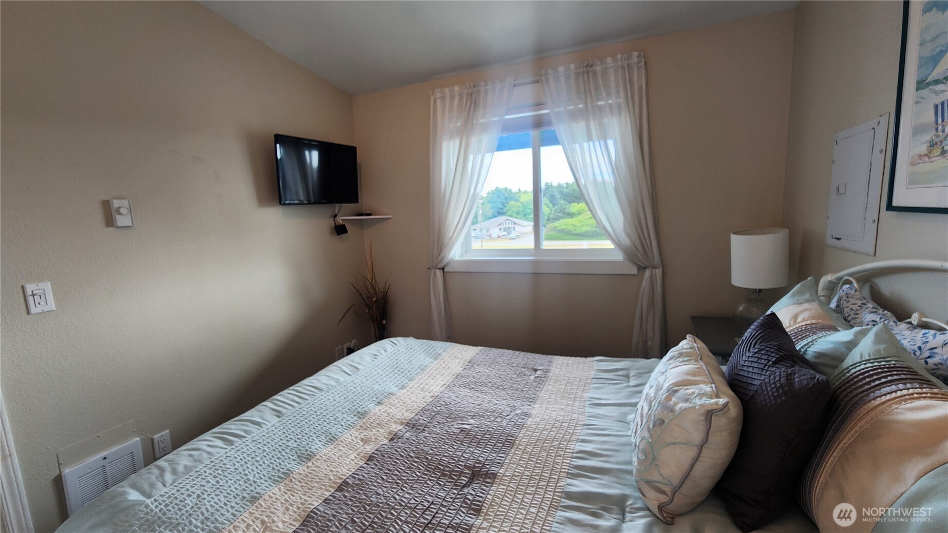 835 Ocean Shores Boulevard NW 305