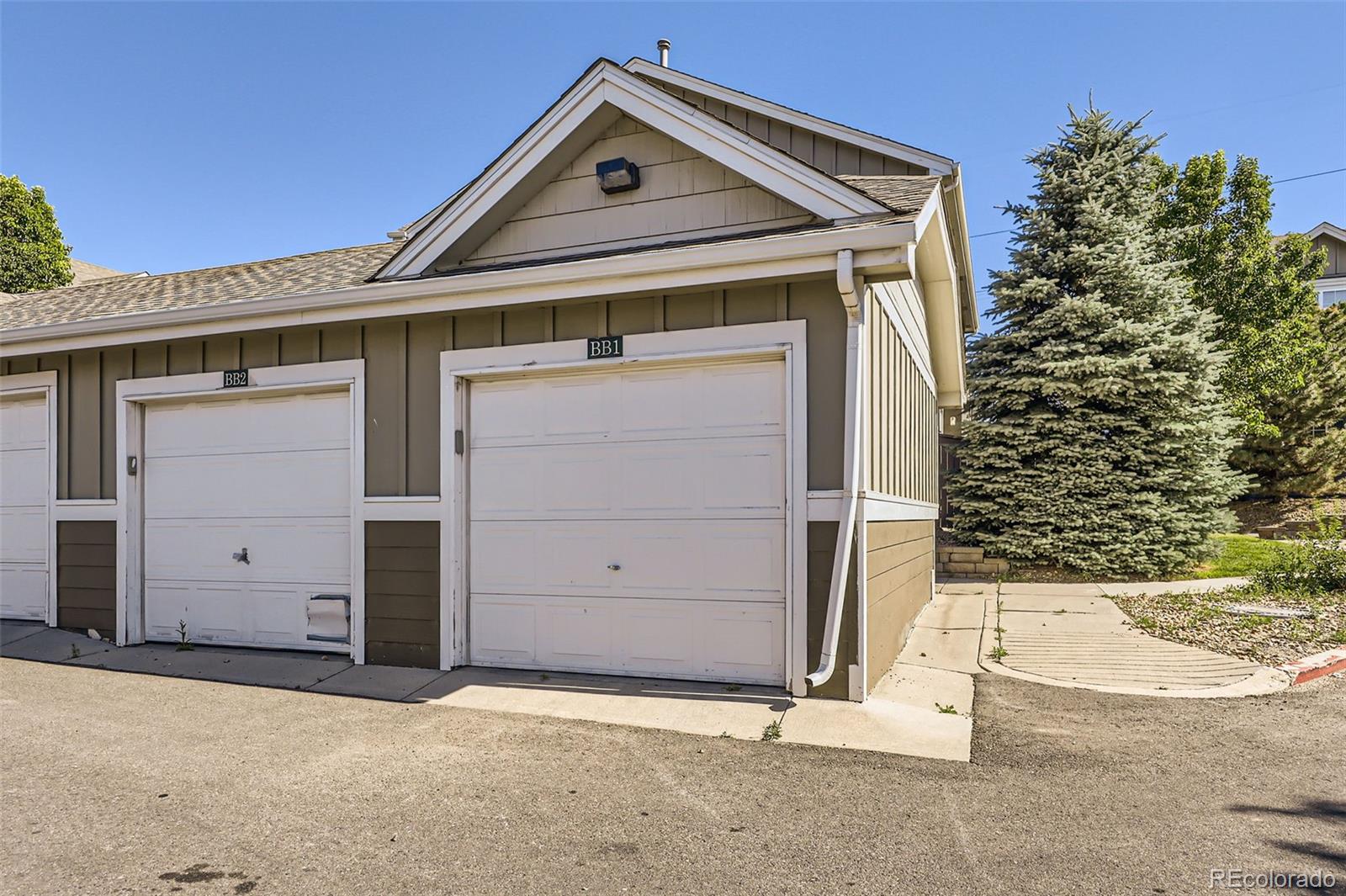 14700 E 104th Avenue 3106