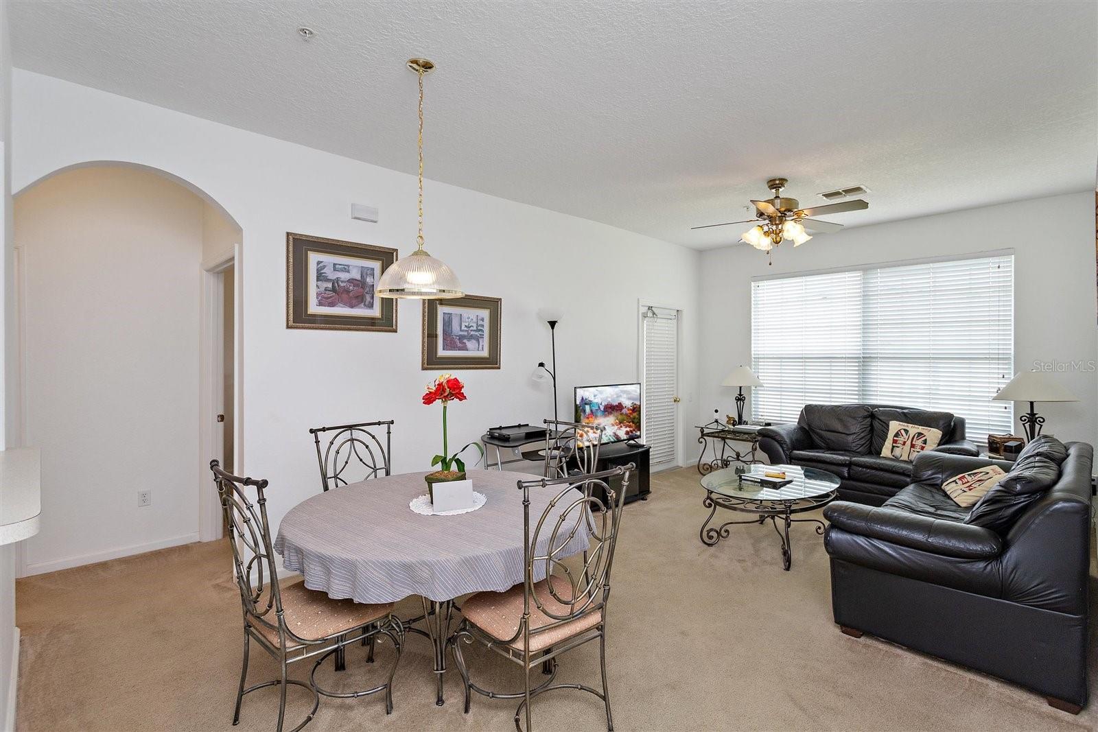 2307 Silver Palm Dr 202