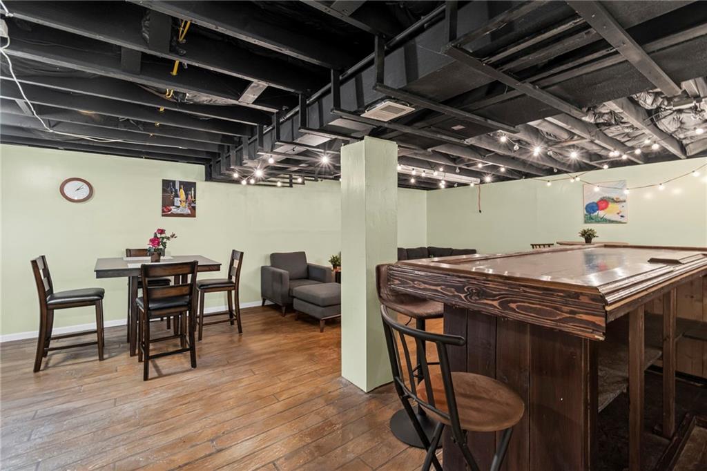 4944 NE Gladstone Avenue