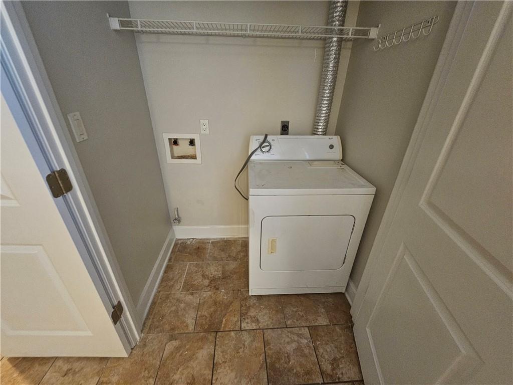 530 W 10th Street 530