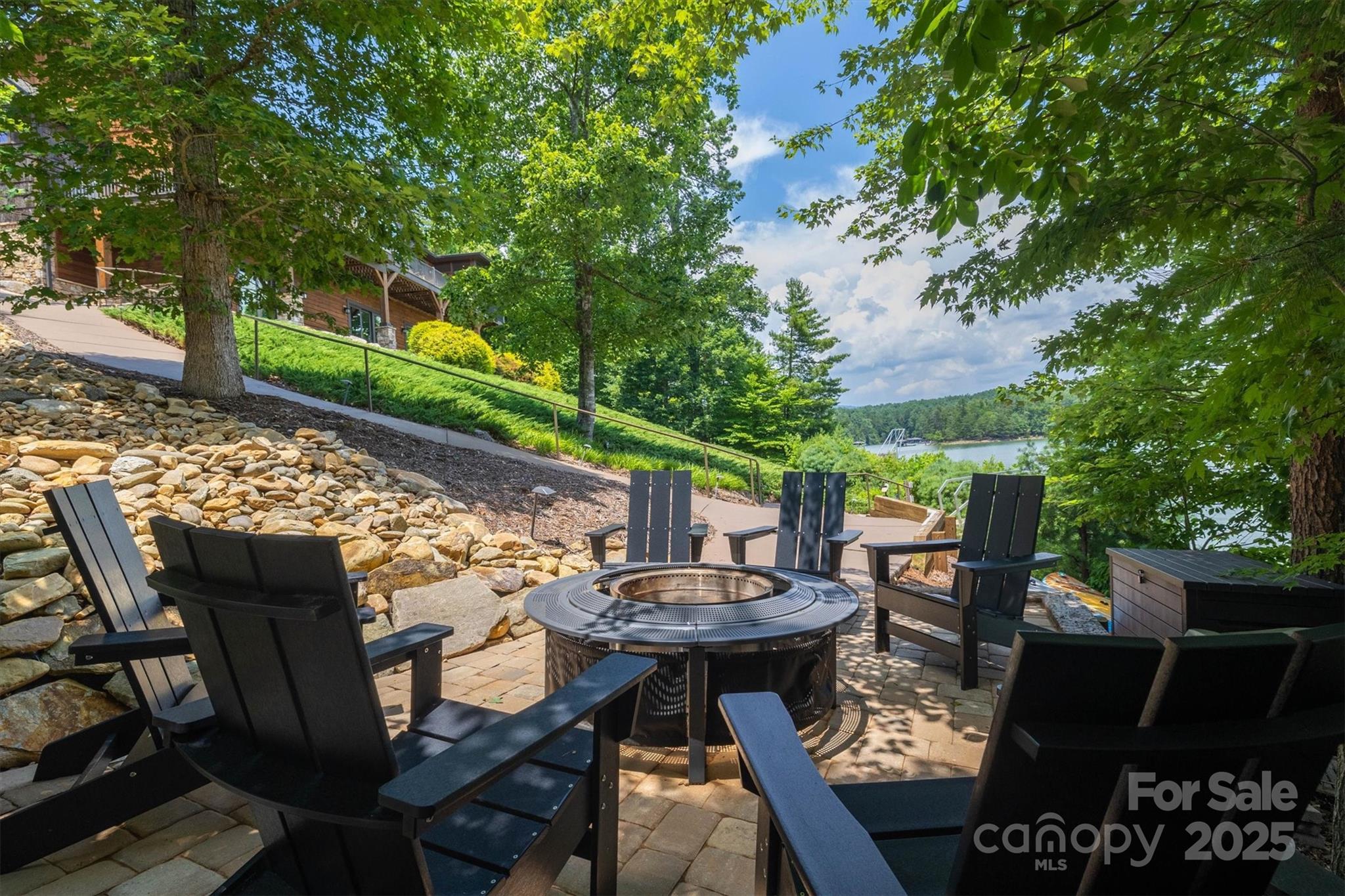 597 Waterglyn Way