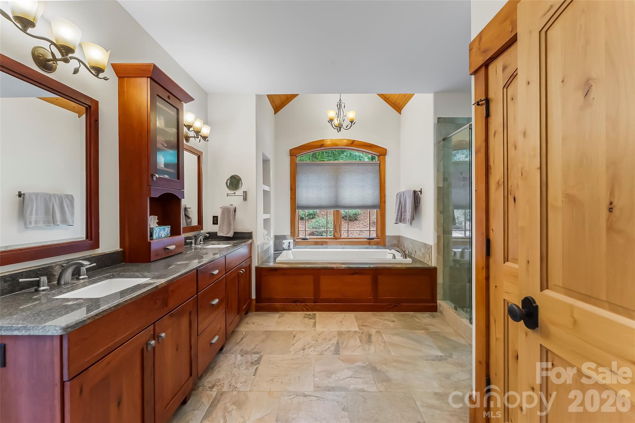 1814 Yellow Fork Trail E