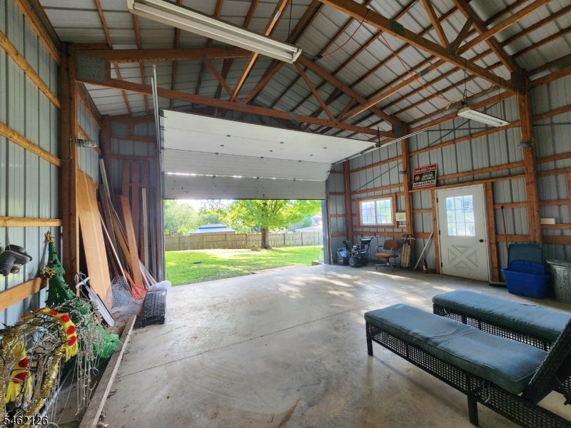 10 Parkview Dr — photo 34 of 35