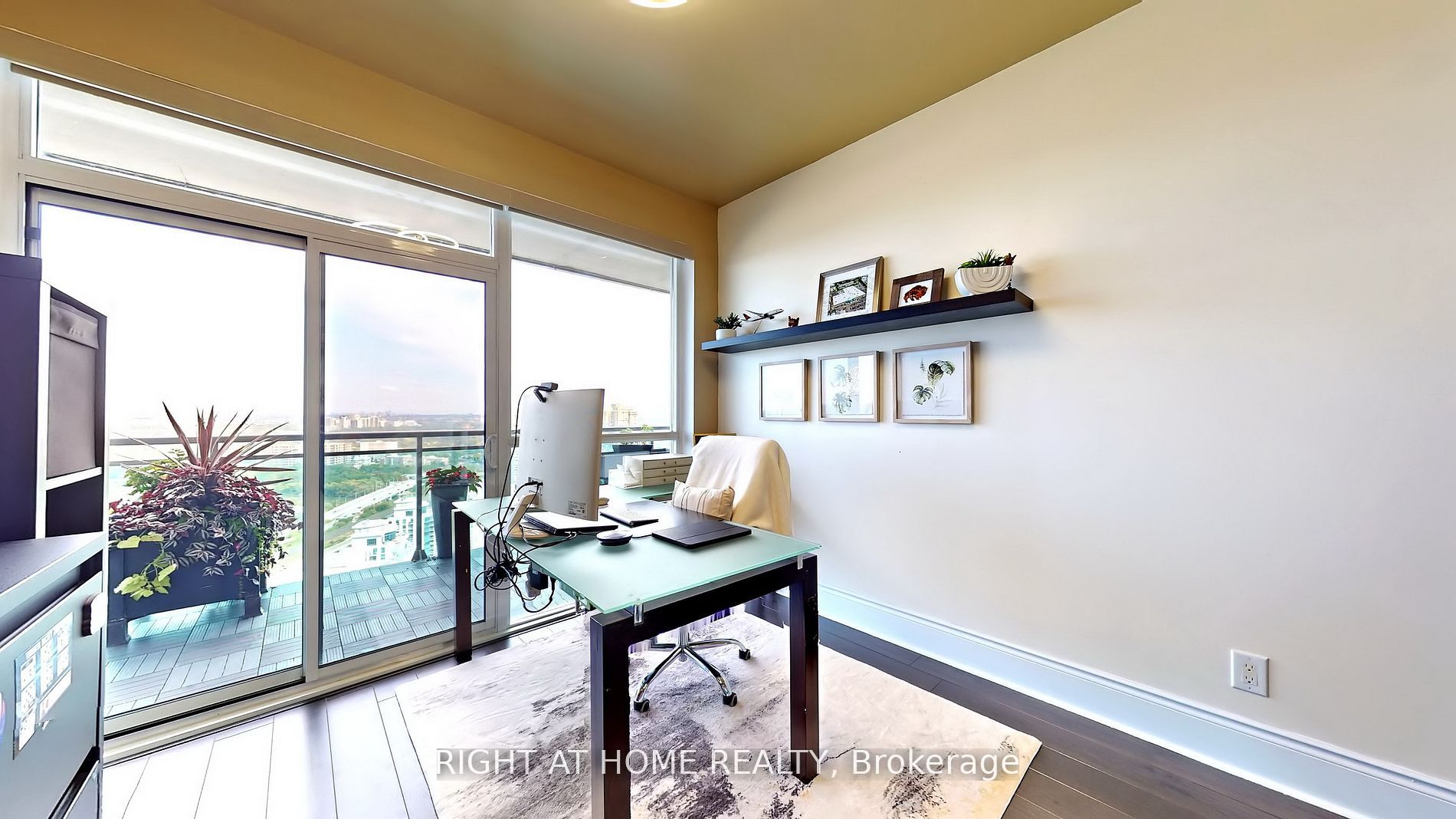 16 Brookers Lane Lph04