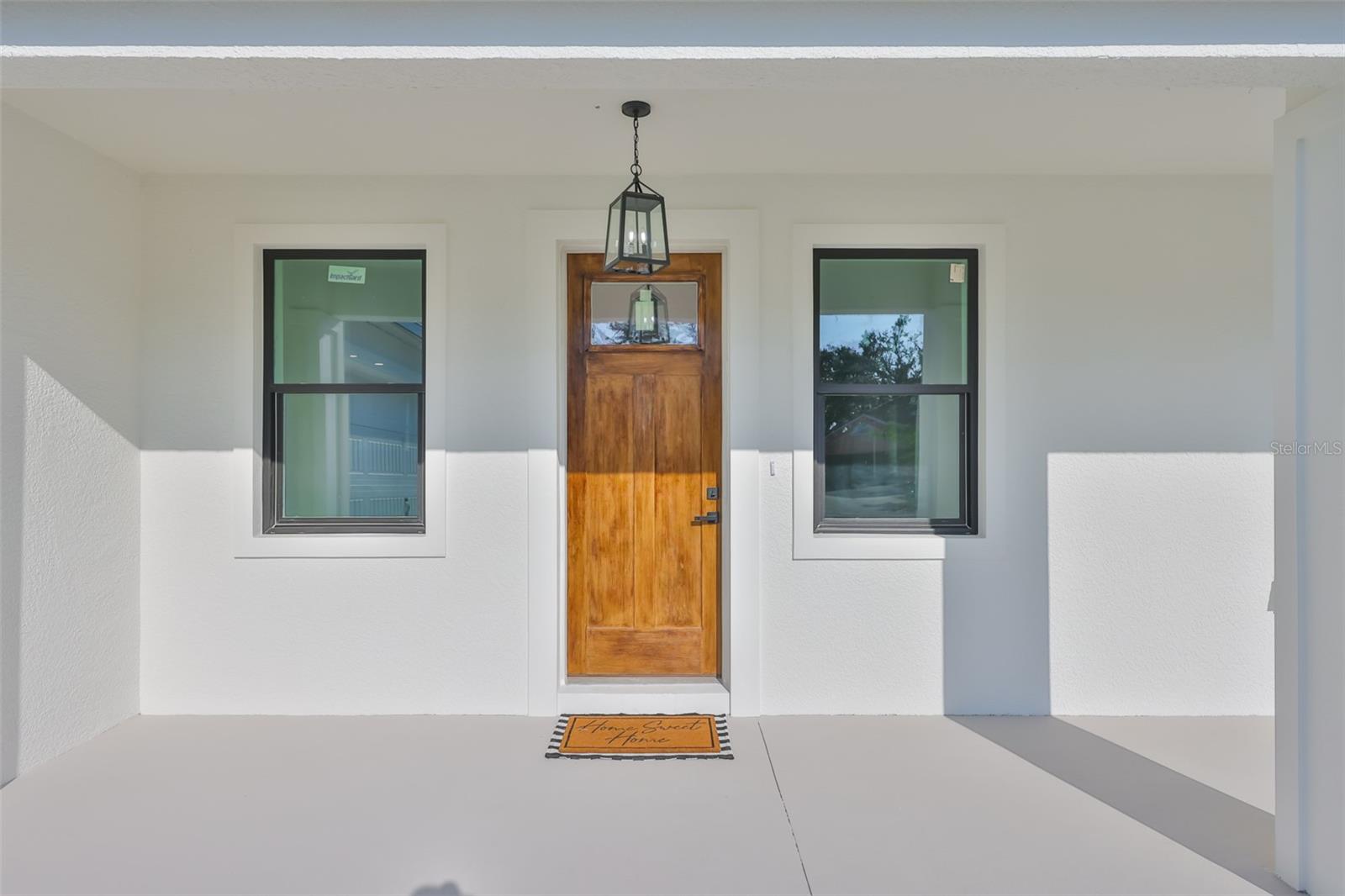 5923 22nd Avenue Drive E